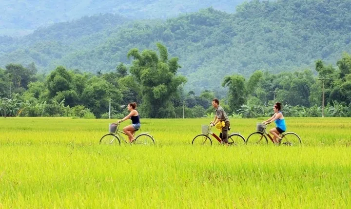 Bản Lác – Vẻ đẹp tiềm ẩn của du lịch Mai Châu