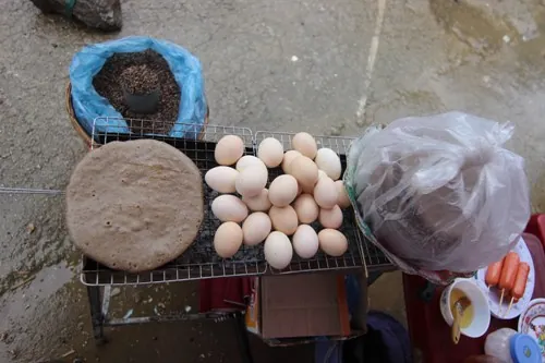 Bánh Tam Giác Mạch nơi cao nguyên đá cháy hàng
