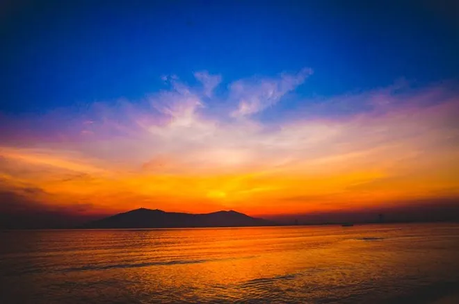 Bình minh trên làng chài Lý Sơn
