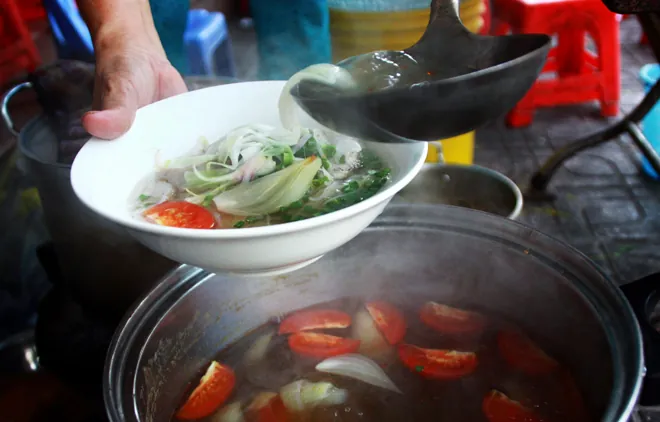 Bữa sáng đúng chất phố biển khi du lịch Nha Trang