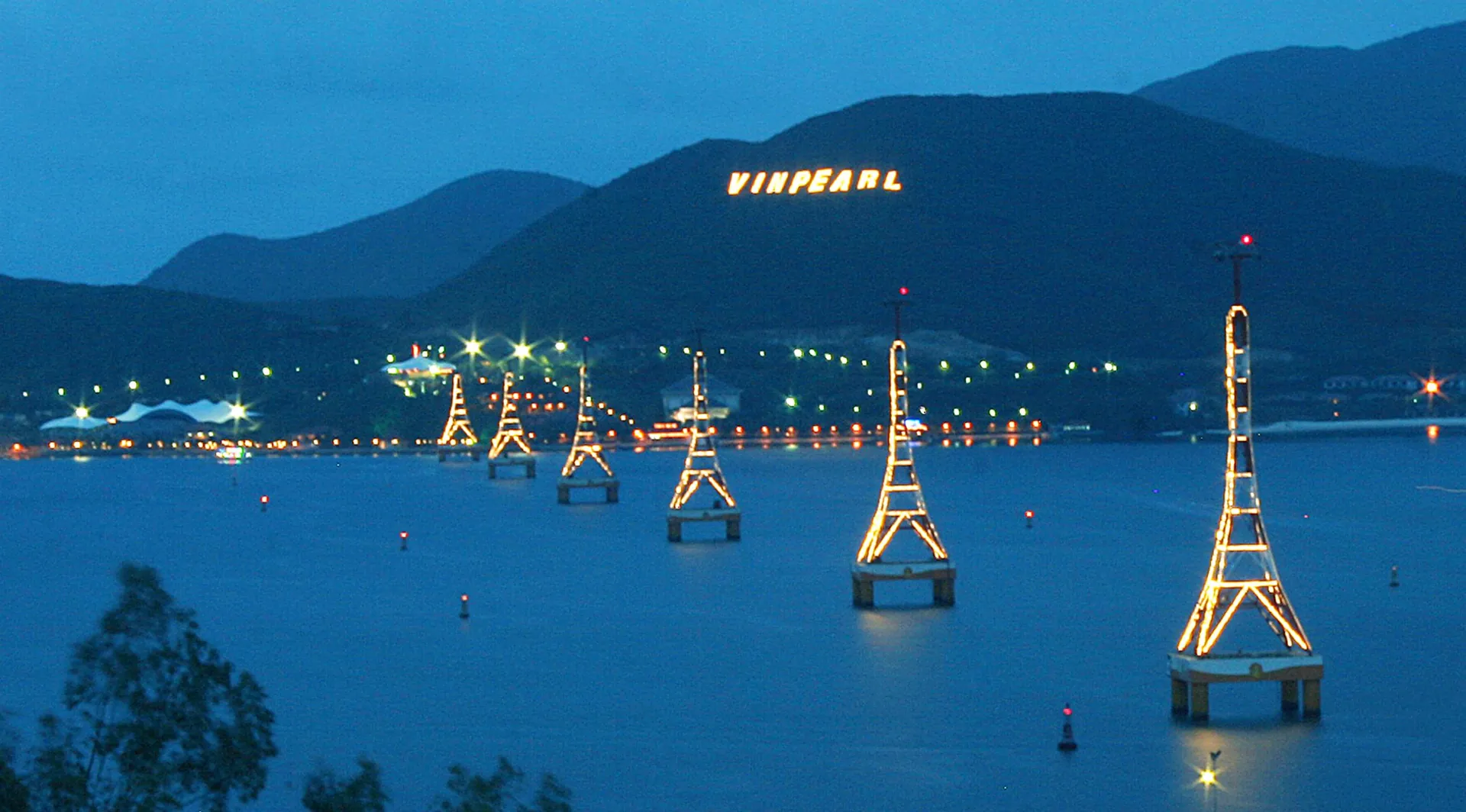 Du lịch Tết Nha Trang rẻ hơn cả ngày thường