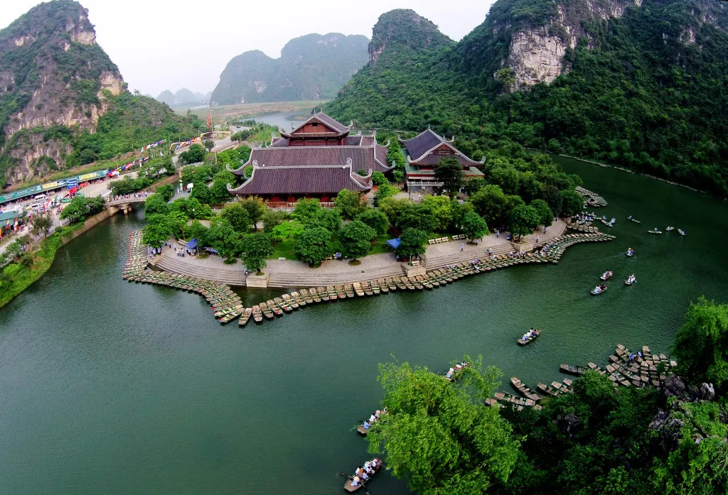 Du lịch Ninh Bình khám phá 5 điểm đến đi hoài không biết chán