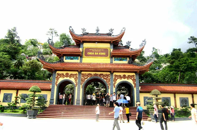 Du lịch Quảng Ninh thăm chùa Ba Vàng, điểm đến tâm linh ở xứ than