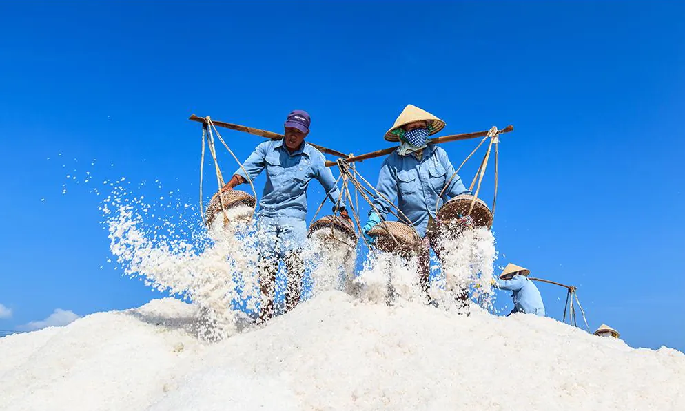 Hình ảnh Việt Nam xuất hiện trên báo Anh