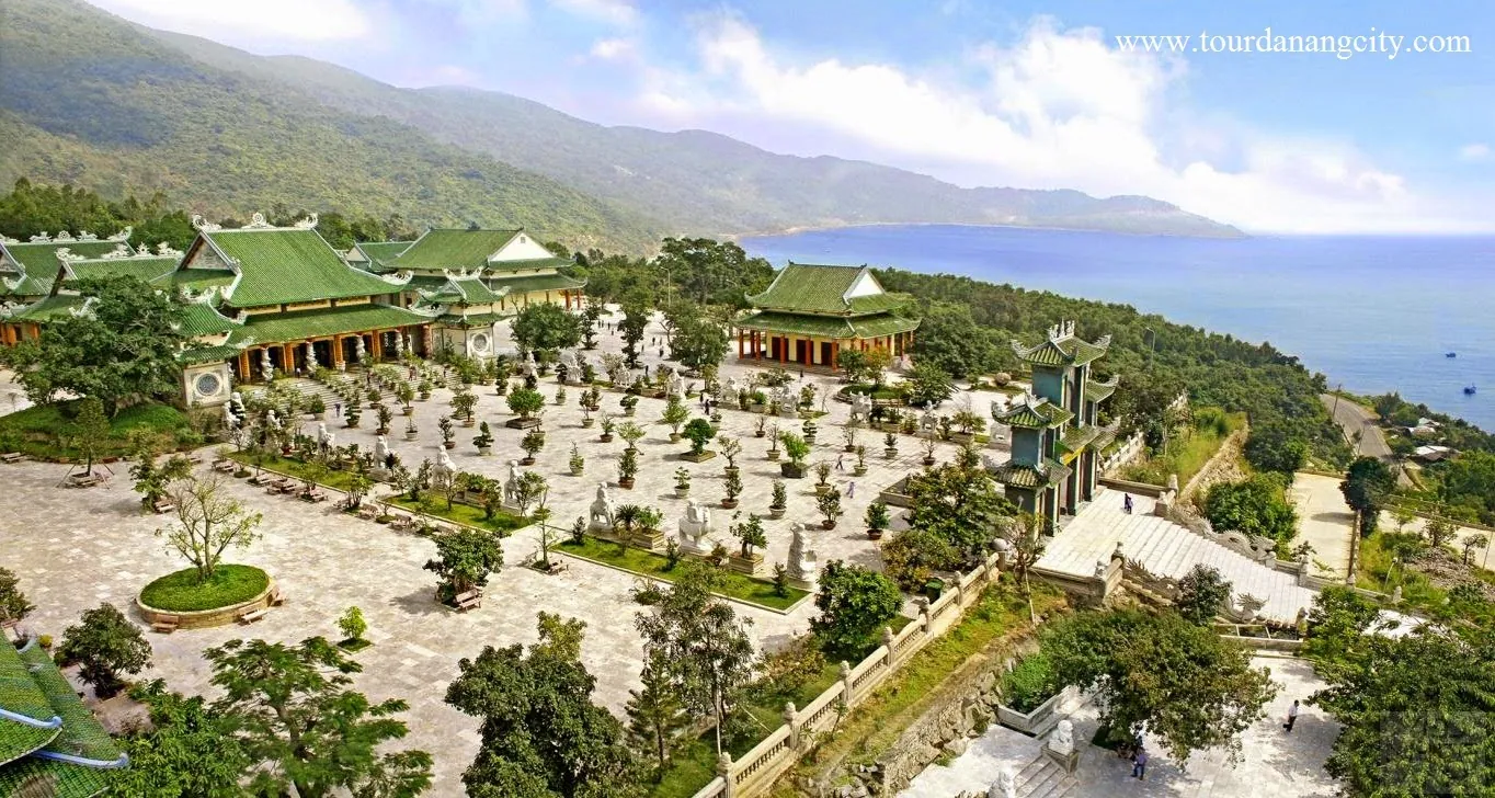 Khám phá 3 ngôi chùa Linh Ứng tại Đà Nẵng