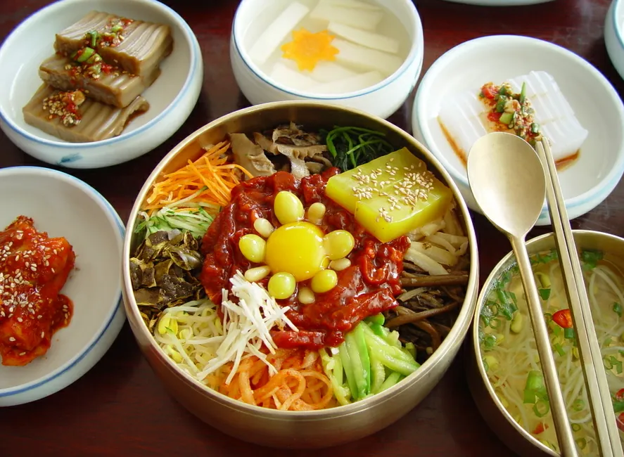 Lạc bước đến Jeonju viên ngọc quý của du lịch Hàn Quốc