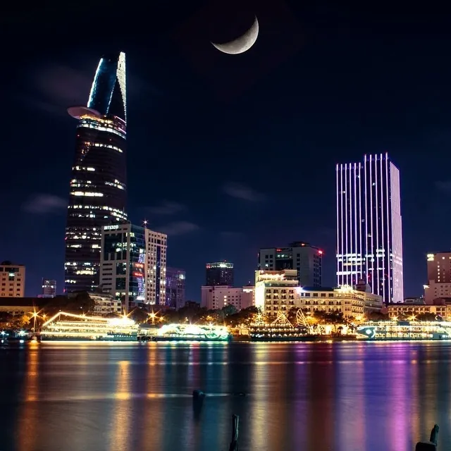 Sài Gòn đẹp lạ qua ống kính instagram siêu chất