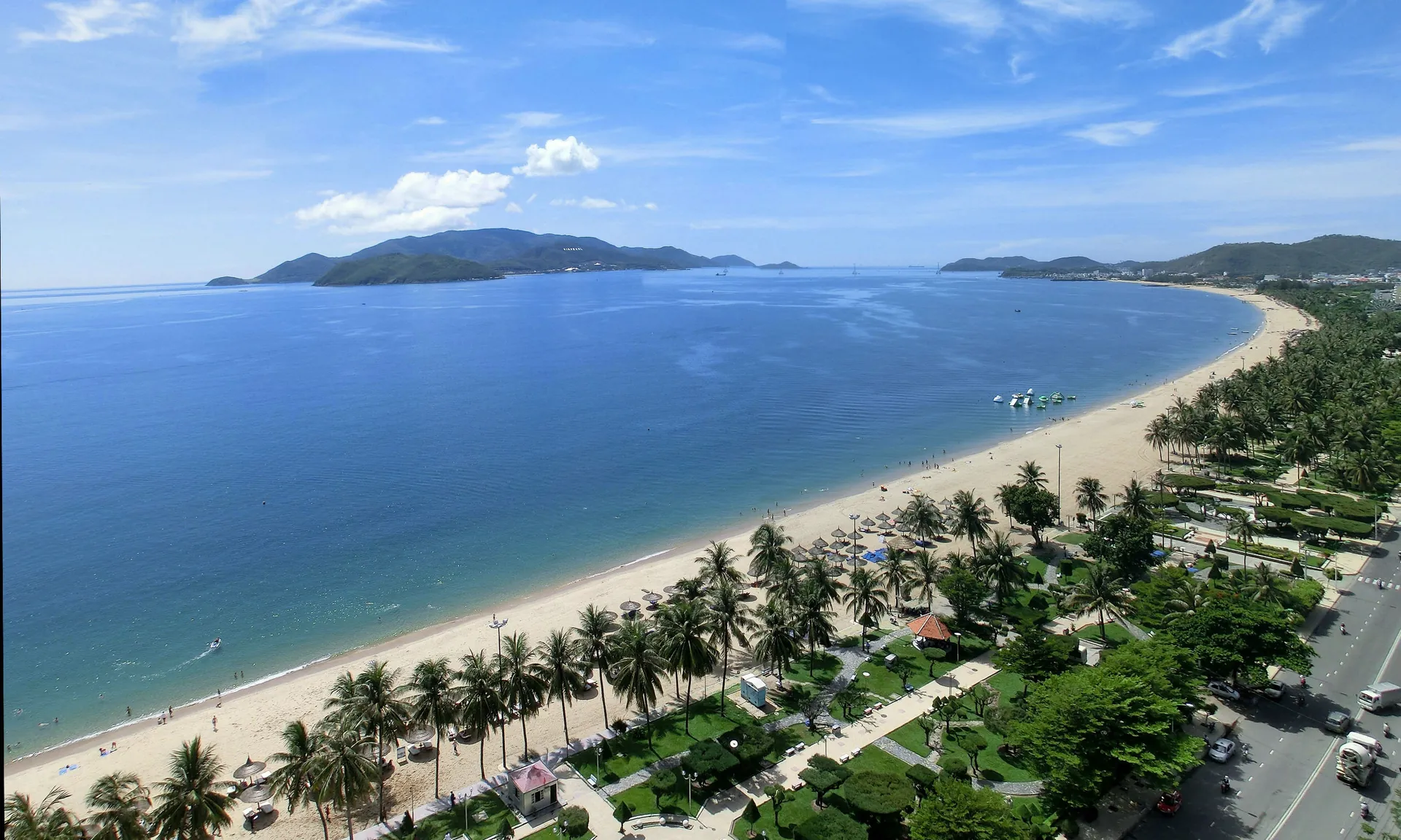 Tất tần tất những điều cần biết khi đi du lịch Nha Trang