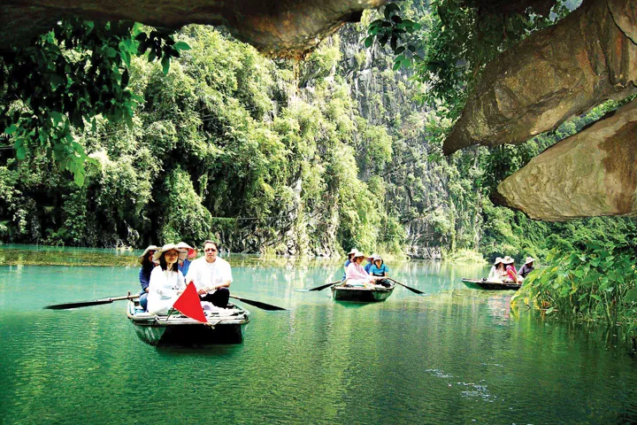 Thung Nham, thắng cảnh yên ả ở Ninh Bình