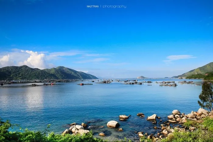Vịnh Vũng Rô đẹp mê hồn giữa đất Phú Yên