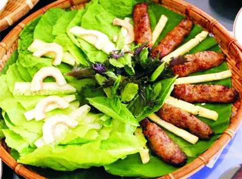 10 đặc sản ngon, đậm chất cố đô Huế ẩm thực huế
