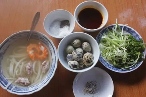 10 đặc sản ngon, đậm chất cố đô Huế ẩm thực huế