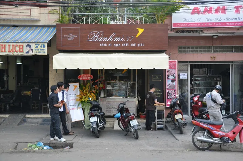bánh mì 37 nguyễn trãi