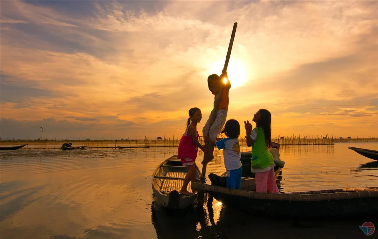 Ngắm cảnh đẹp mê hồn trên Phá Tam Giang cảnh đẹp trên phá tam giang