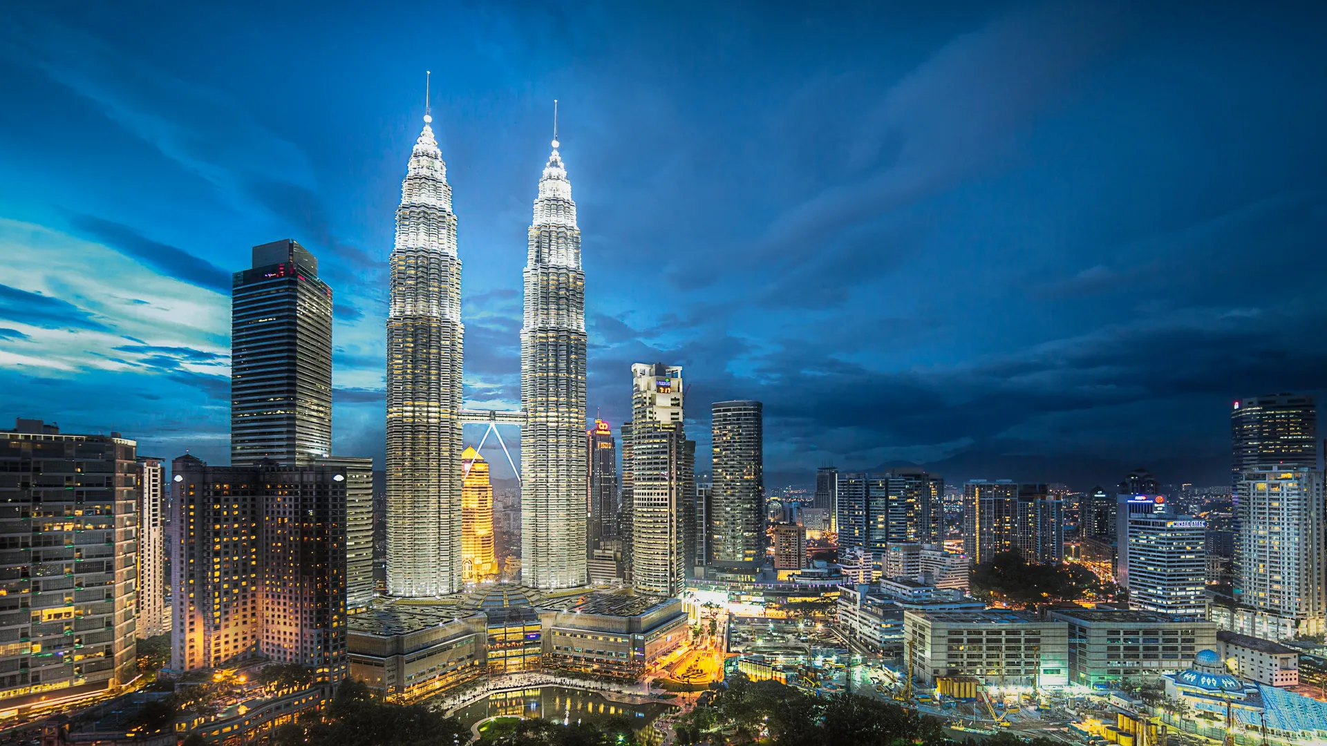 Du lịch bụi Malaysia tiết kiệm du lịch malaysia