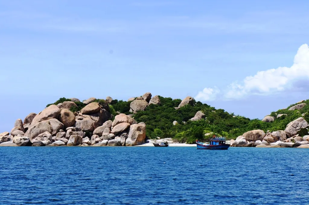 lý do nên đi du lịch đảo bình ba