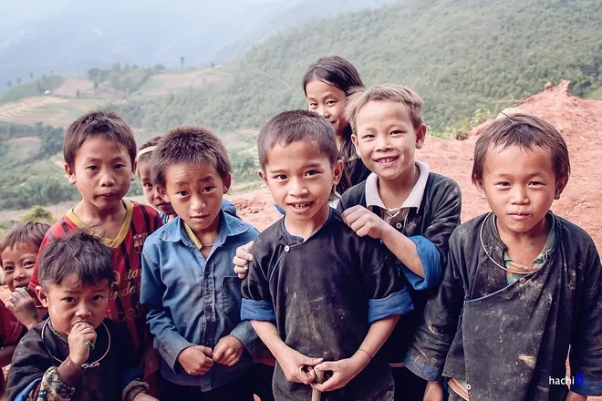 Nụ cười trẻ em Mù Cang Chải mùa lúa chín mù cang chải mua lúa chín