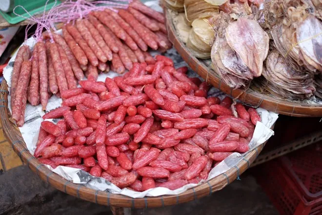 Du lịch An Giang thăm vương quốc mắm ở chợ Châu Đốc ẩm thực chợ châu đốc an giang