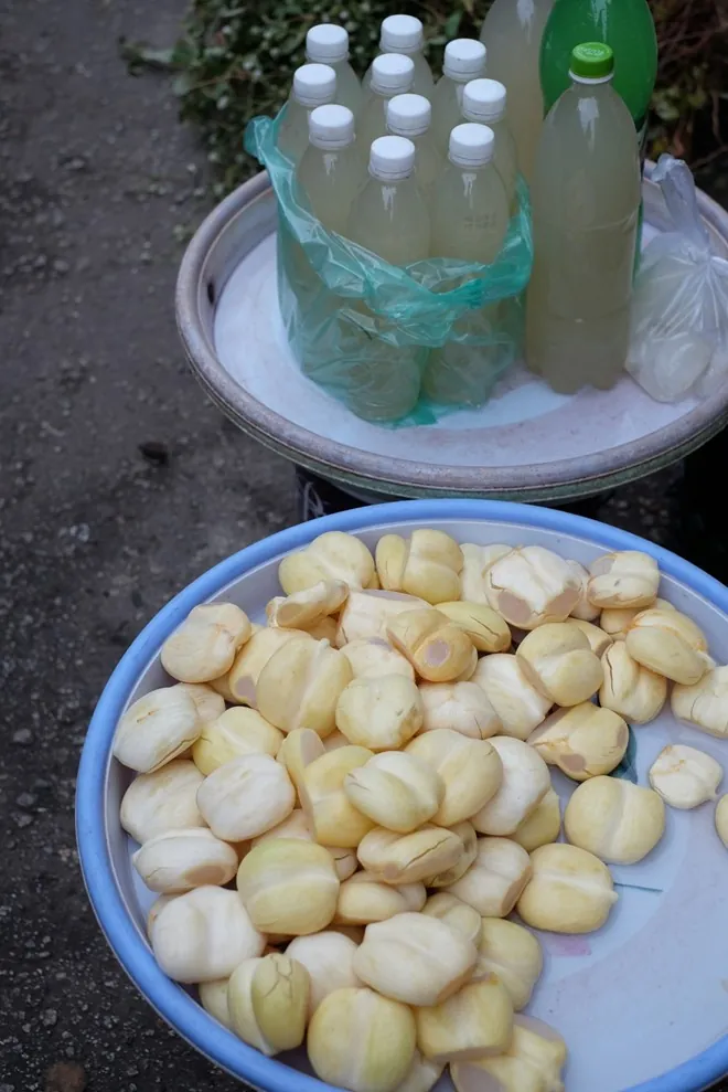 Du lịch An Giang thăm vương quốc mắm ở chợ Châu Đốc ẩm thực chợ châu đốc an giang