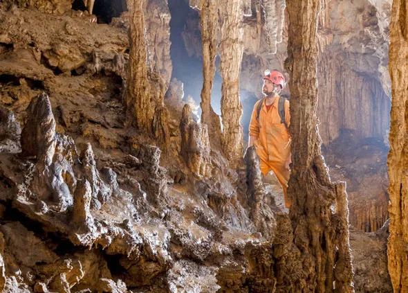 Đến Quảng Bình khám phá vẻ đẹp bí ẩn của Hang Tiên cảnh đẹp hang tiên quảng bình