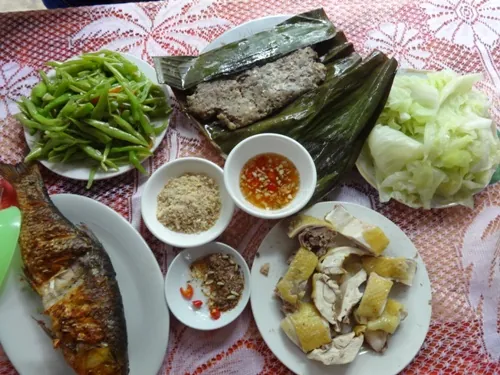 Một ngày thong thả thưởng ngoạn ở Thung Nai du lịch thung nai