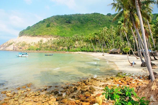 13 bãi biển hoang sơ tuyệt đẹp ở Việt Nam không phải ai cũng biết những bãi biển hoang sơ tuyệt đẹp ở việt nam