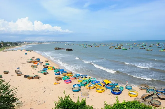 13 bãi biển hoang sơ tuyệt đẹp ở Việt Nam không phải ai cũng biết những bãi biển hoang sơ tuyệt đẹp ở việt nam