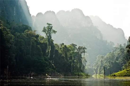 10 địa điểm đẹp không chịu nổi của du lịch Thái Lan mà bạn nên ghé thăm Công viên quốc gia Khao Sok