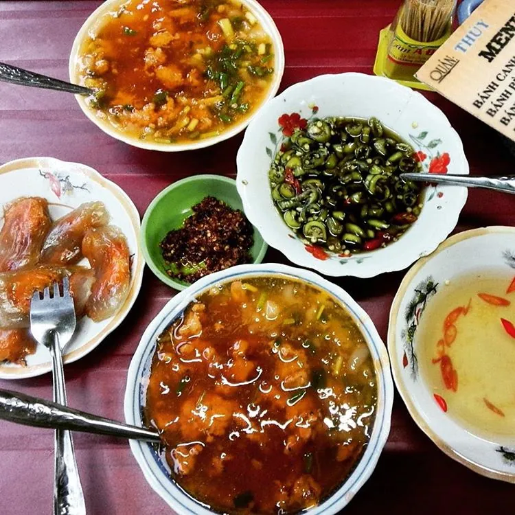 10 món ăn ngon bạn phải thử khi du lịch huế
