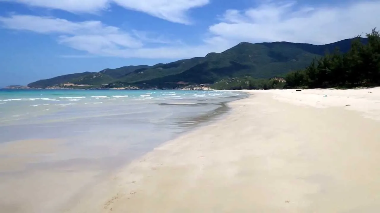 16 bãi biển đẹp hút hồn trong vùng biển Tứ Bình 16 bãi biển đẹp hút hồn trong vùng biển Tứ Bình