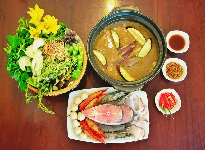 5 món ăn đặc sản nặng mùi say lòng teen Huế 5 món ăn đặc sản nặng mùi say lòng teen Huế