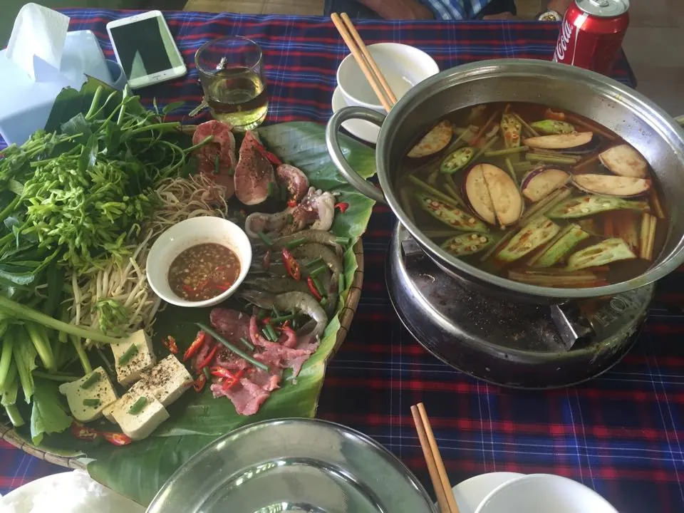 5 món ăn đặc sản nặng mùi say lòng teen Huế 5 món ăn đặc sản nặng mùi say lòng teen Huế