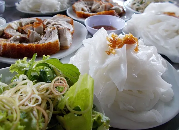 5 món ăn độc nhất vô nhị chỉ Huế mới có