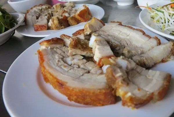5 món ăn độc nhất vô nhị chỉ Huế mới có