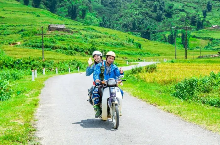 8 lý do khiến các cặp đôi đam mê phượt 8 lý do khiến các cặp đôi đam mê phượt