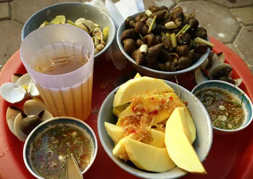 8 món quà vặt mùa thu Hà Nội ngon khó cưỡng
