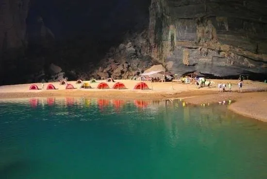 Hang Én có gì và đi như thế nào