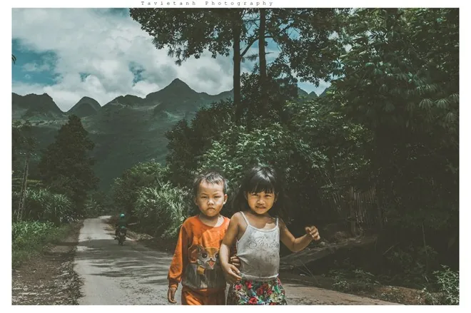 Vẻ hồn nhiên của trẻ em Tây Bắc