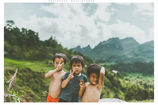 Vẻ hồn nhiên của trẻ em Tây Bắc