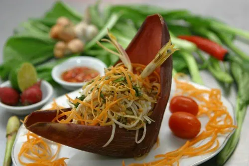 Những món ăn đường phố níu chân du khách của ẩm thực Đà Nẵng Những món ăn đường phố níu chân du khách của ẩm thực Đà Nẵng
