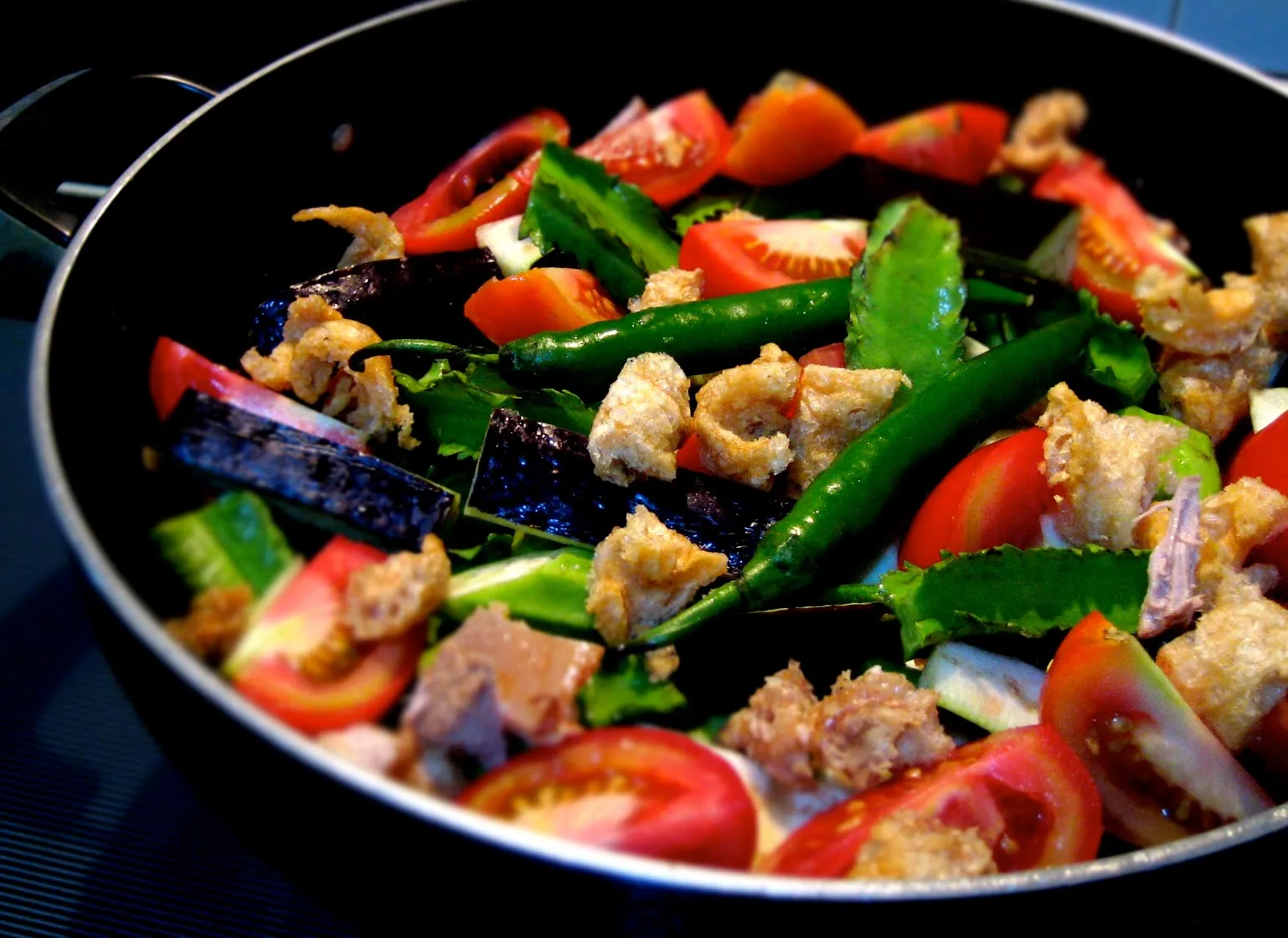 Ăn gì khi du lịch Philippines Pinakbet