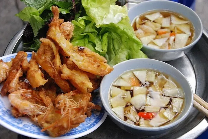Bánh tôm Hồ Tây - đặc sản của người Hà Nội xưa và nay Bánh tôm Hồ Tây đặc sản của người Hà Nội xưa và nay