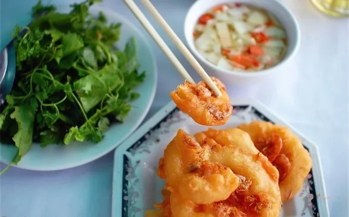 Bánh tôm Hồ Tây đặc sản của người Hà Nội xưa và nay