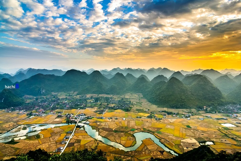 Bình minh lên rực rỡ nơi thung lũng Bắc Sơn Bình minh lên rực rỡ nơi thung lũng Bắc Sơn