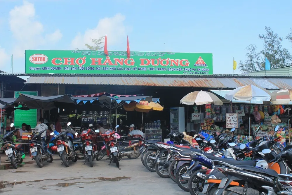 Chợ hải sản ăn liền nổi tiếng ở Cần Giờ Chợ hải sản ăn liền nổi tiếng ở Cần Giờ