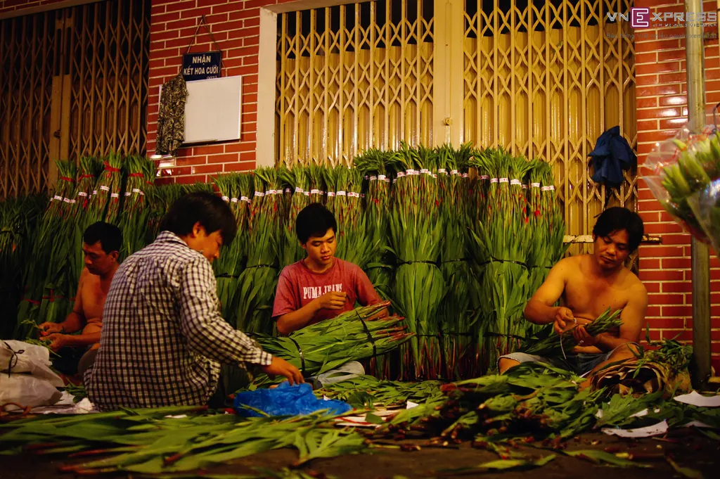 Chợ hoa đêm không ngủ ở Sài Gòn Chợ hoa đêm không ngủ ở Sài Gòn