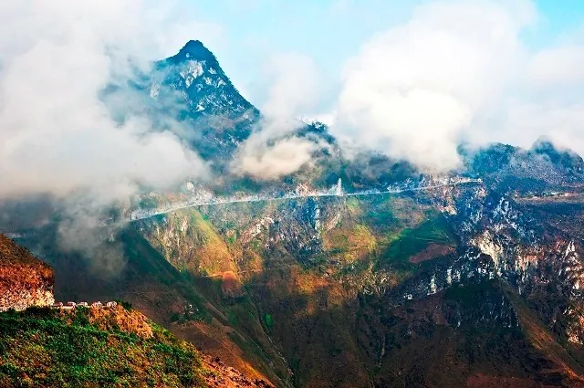 Con đường Hạnh Phúc Hà Giang 50 năm sau Con đường Hạnh Phúc Hà Giang 50 năm sau