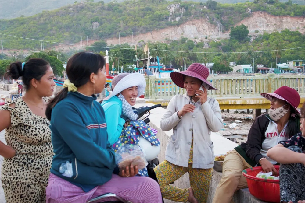 Cung đường biển Phan Rang - Vĩnh Hy Cung đường biển Phan Rang Vĩnh Hy