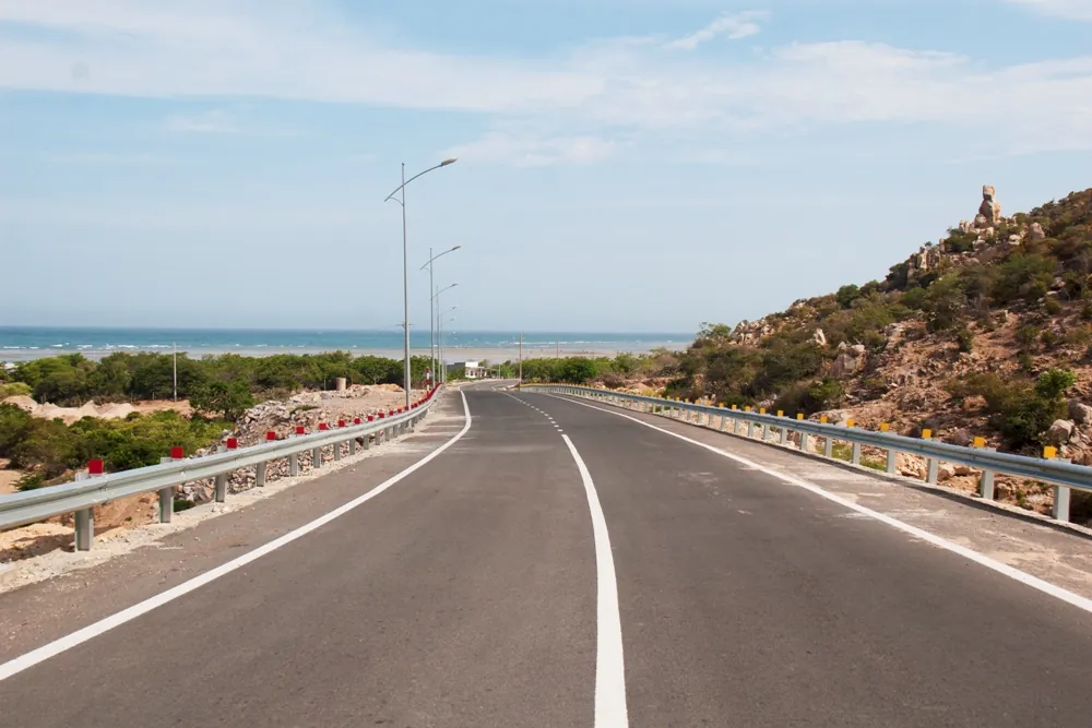 Cung đường biển Phan Rang - Vĩnh Hy Cung đường biển Phan Rang Vĩnh Hy