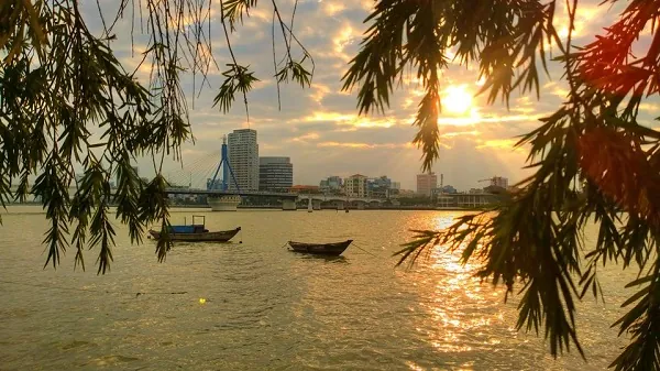 Đà Nẵng đẹp không tưởng qua những góc hình lạ